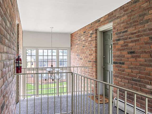2nd image of 500 Romeo Rd Unit 125