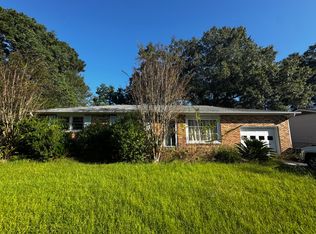 121 Belknap Rd, Goose Creek, SC 29445