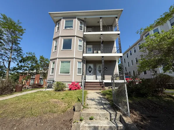 32 Woodbine St #1, Worcester, MA 01603