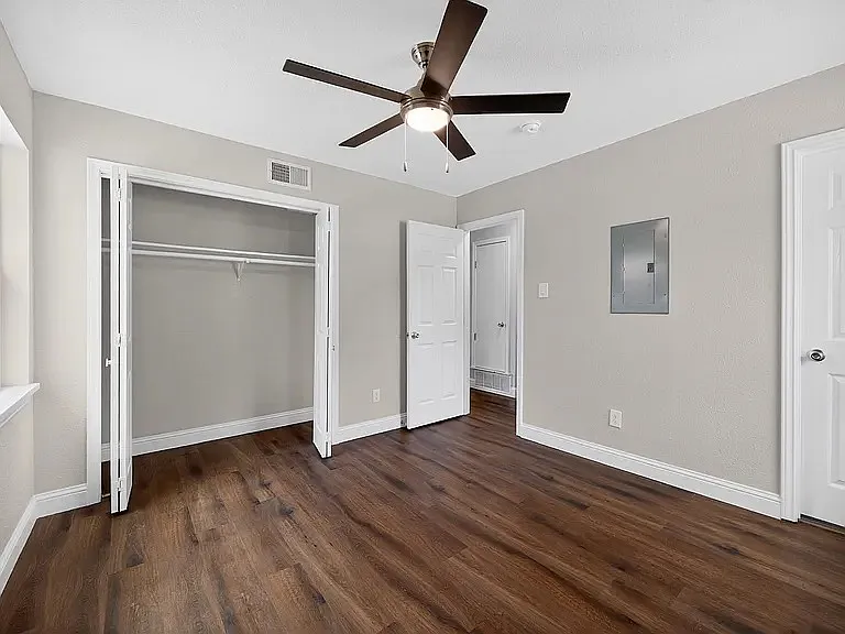 705 Donald Dr — Photo 12