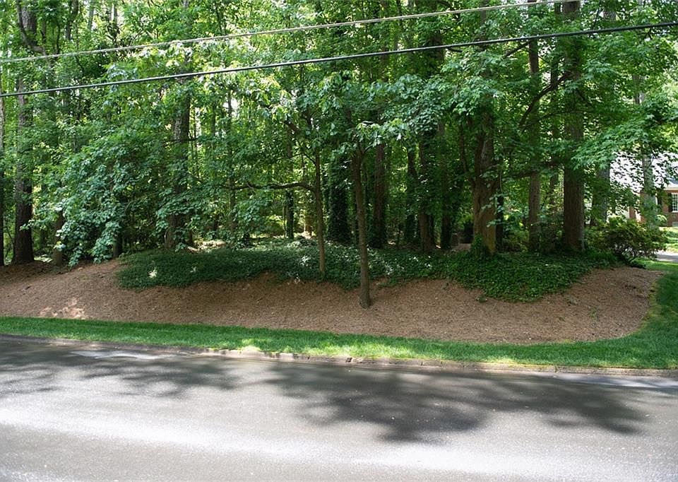 2nd image of 585 Colston Rd SW Lot 70