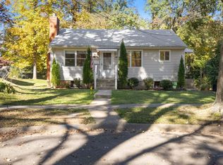 9714 Montauk Ave, Bethesda, MD 20817