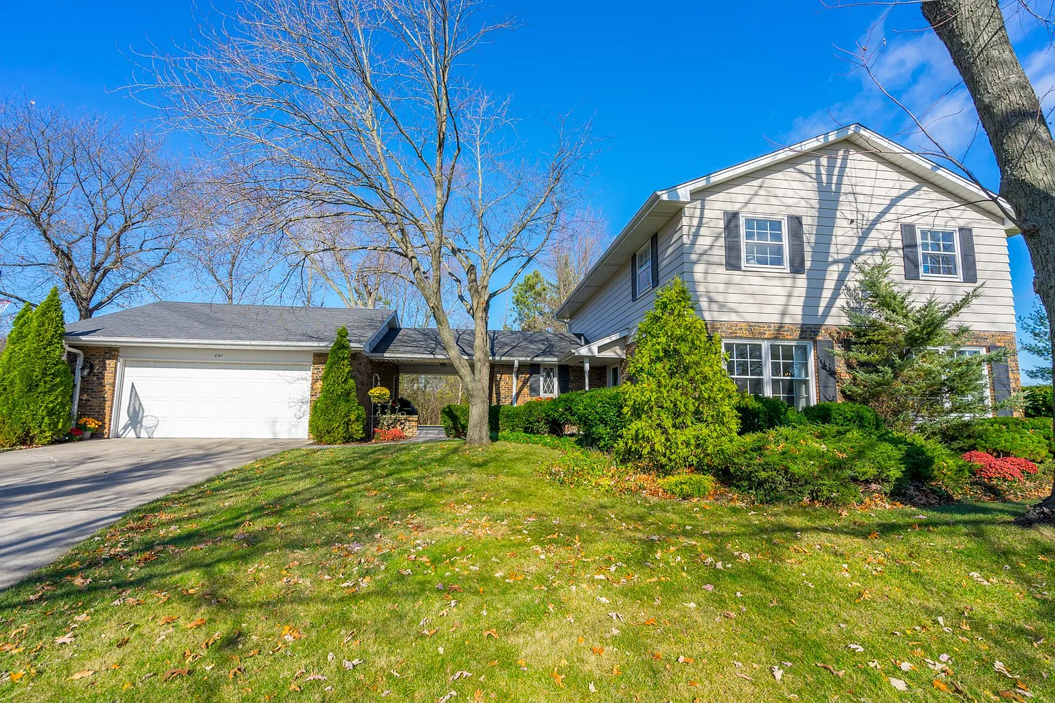 641 Aberdeen Dr photo 1