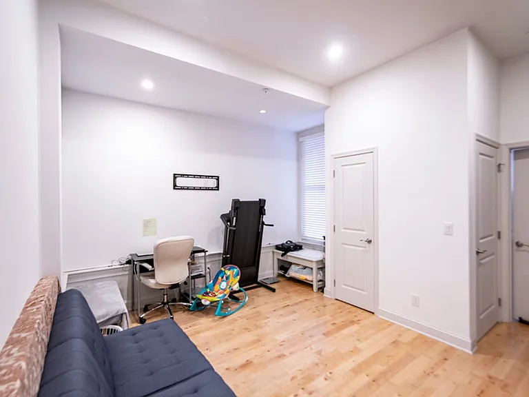 1310 Spruce Street — Photo 3
