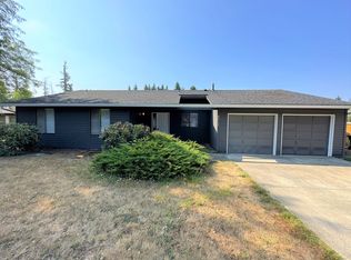 4716 SW Stoddard Dr, Aloha, OR 97078