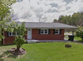 3189 Island Rd, Bristol, VA 24201