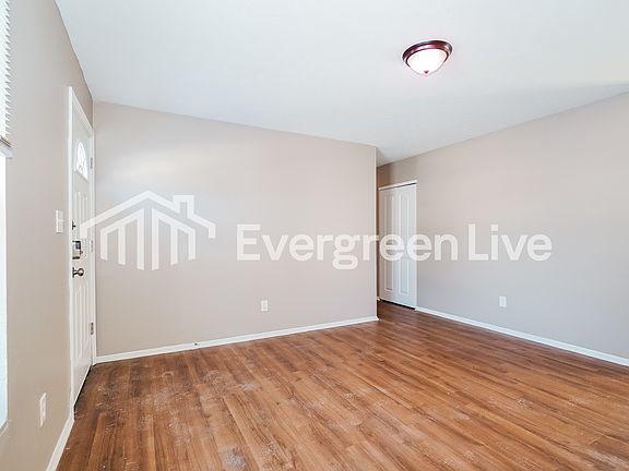 4th image of 2503 Bethesda Ave