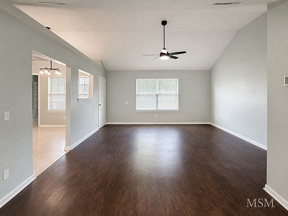3rd image of 19 Parish Way