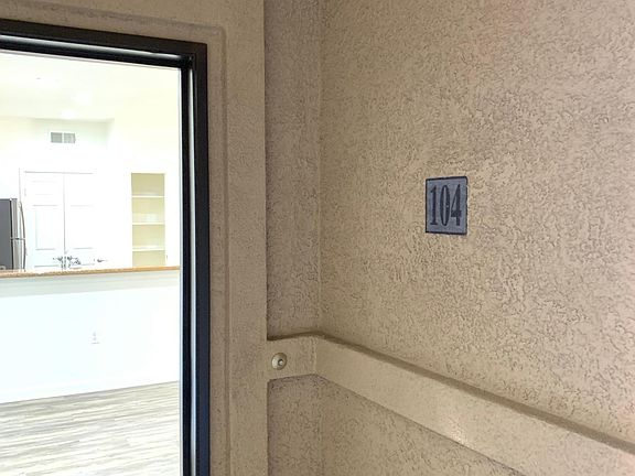 2nd image of 2515 Fenton Pkwy APT 104