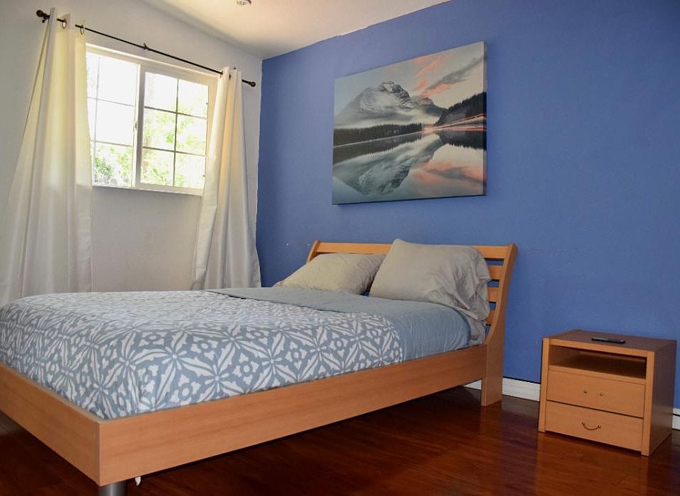 1st image of 10160 Calvert Dr #10160