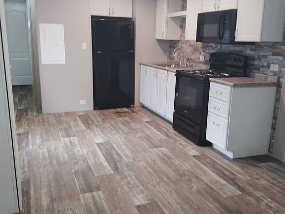 4th image of 4021 Anneewakee Rd