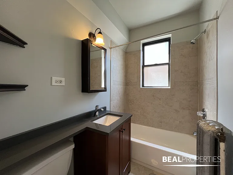 1164 North Dearborn Street — Photo 60