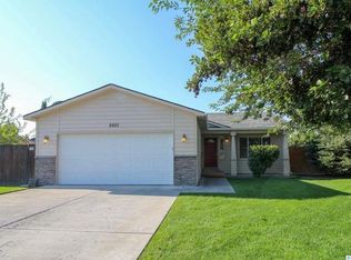 5501 Aloha Dr, West Richland, WA