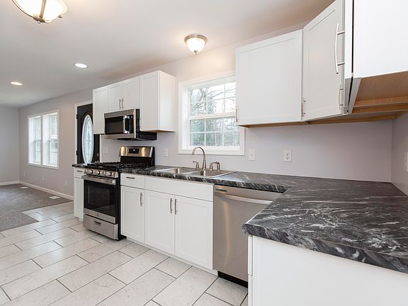 5th image of 52957 Twin Lakeview Dr