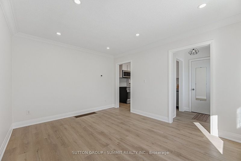 Toronto House for rent - 3 Bedrooms — photo 5