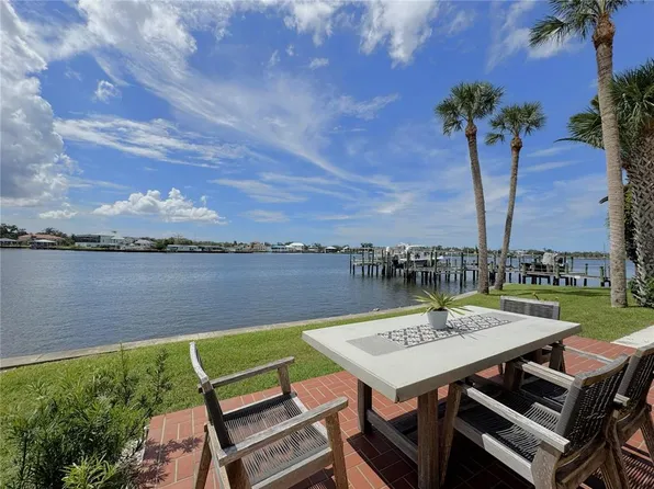 363 NW 14th Pl, Crystal River, FL 34428