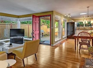 9238 36th Ave SW, Seattle, WA 98126