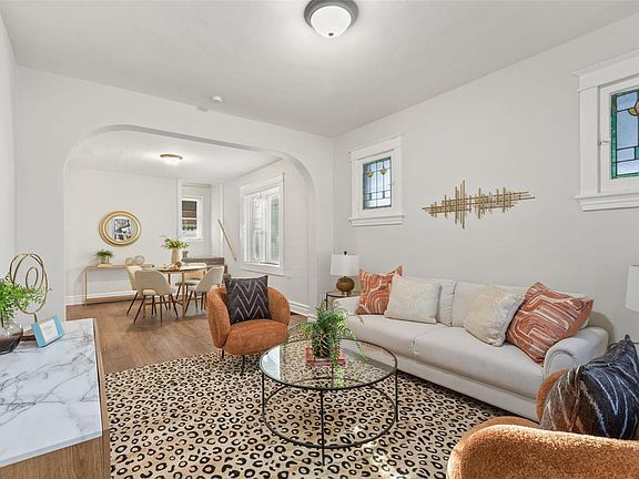 4th image of 4156 Wilmington Ave