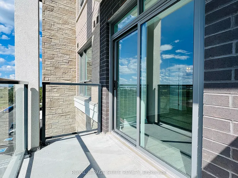 5055 Greenlane Rd #403 — Photo 14