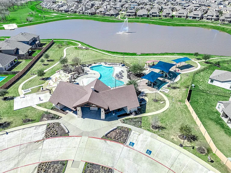 32630 Turning Springs Dr — Photo 37