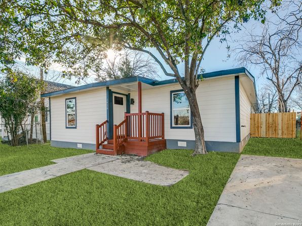 1414 Burleson St