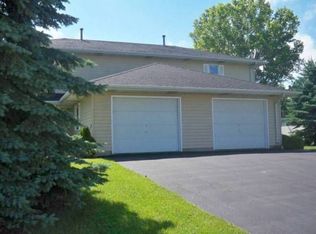 306 N 8th St, Waterford, WI 53185