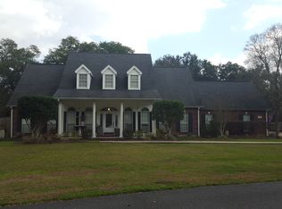 4207 Linda Ln, Sulphur, LA 70665