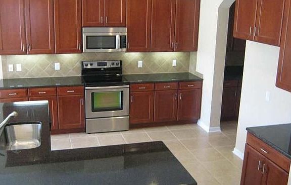 GH 227 Kitchen 1