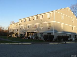 3575 Strang Blvd APT B, Yorktown Heights, NY 10598