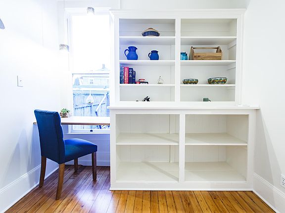 Live/Work - Home Office Included