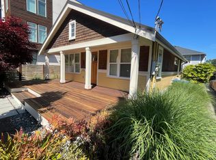 6518 34th Ave NE, Seattle, WA 98115