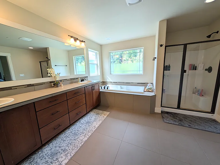 7587 NE Owens St — Photo 16