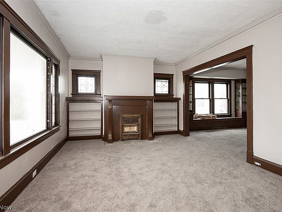 4th image of 10724 Sprague Ave