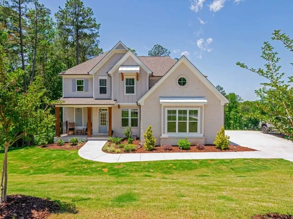 1013 Liberty Springs Dr, Woodstock, GA 30188