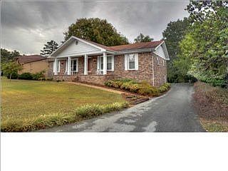 2nd image of 7024 Fairington Cir