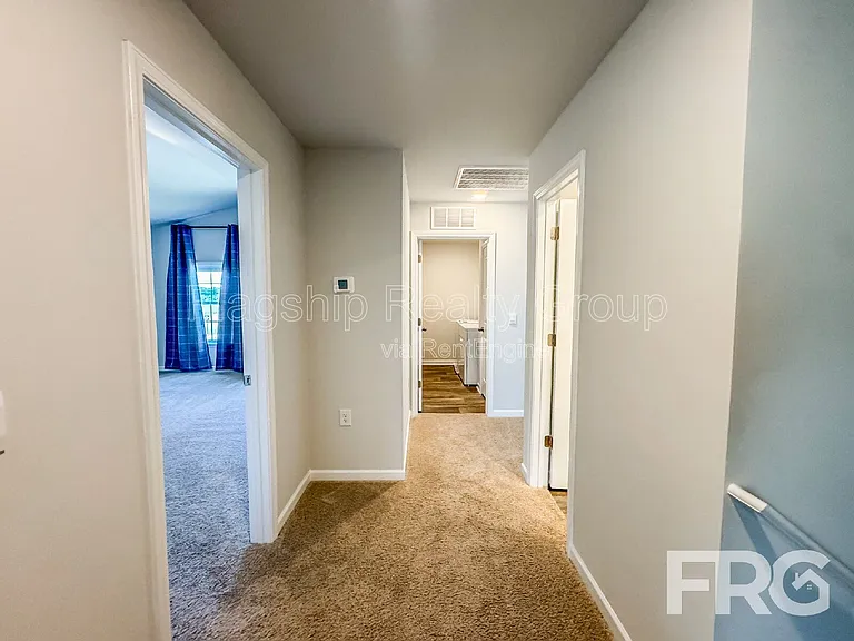 1313 Riverstone Dr — Photo 15