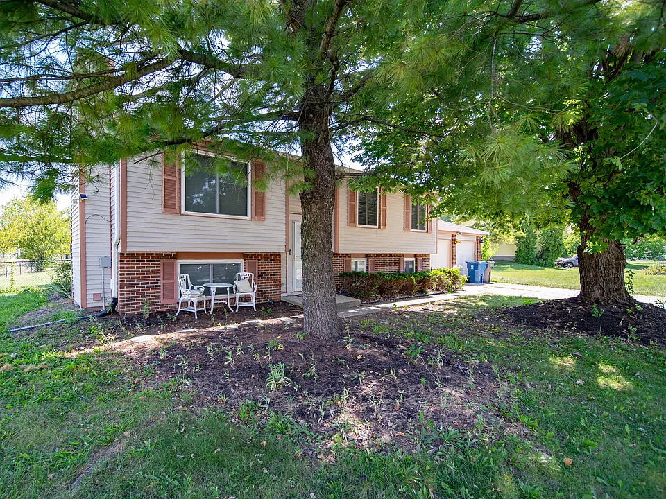 8307 Castle Farms Rd