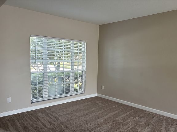 5th image of 1713 Pine Bay Dr