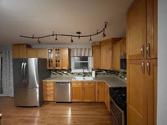 2nd image of 8801 W 92nd St