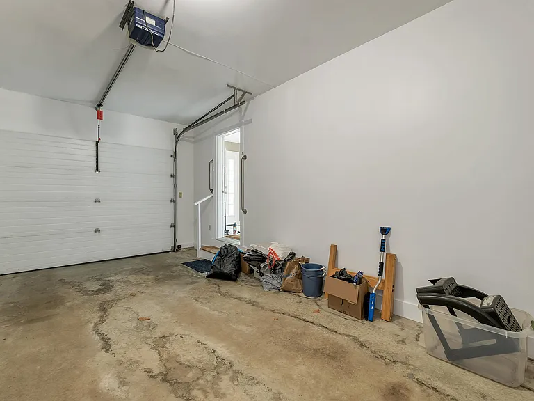 20 Emily Cir — Photo 27