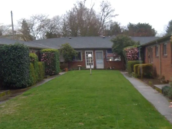 5424 SE Schiller St, Portland, OR 97206