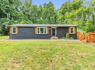 150 Yarnell Rd, Clinton, TN 37716