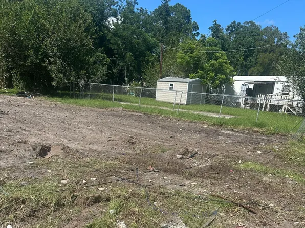 5525 VALDURA Avenue, Jacksonville, FL 32244