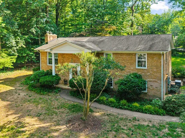 176 Cardamon Dr, Edgewater, MD 21037