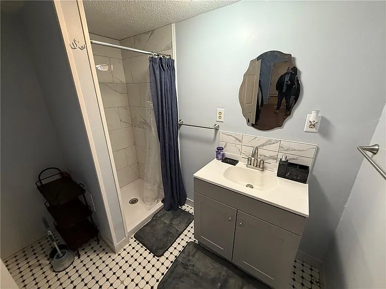 43A Eton Ave #A — Photo 6