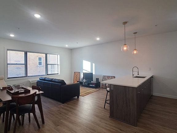 4th image of 111 75th St Unit 205