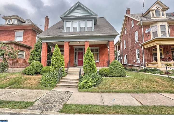 1st image of 21 E Washington St