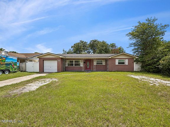 3rd image of 7837 RONDEAU Drive E