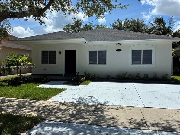211 SW 15th Ter, Homestead, FL 33030