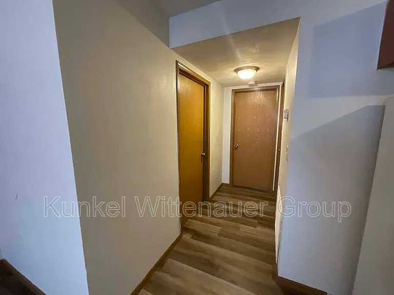 1806-2 Jamestown Rd — Photo 6